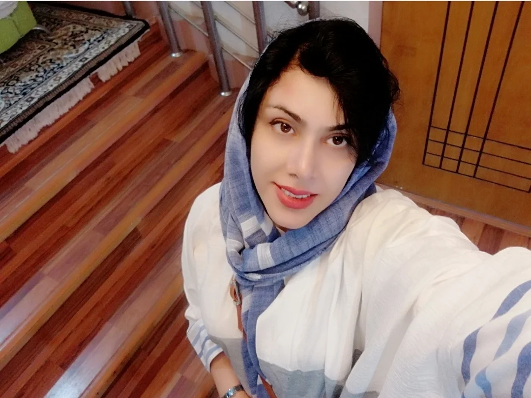 Maryam کارشناس ارشد ادبیات انگلیسی